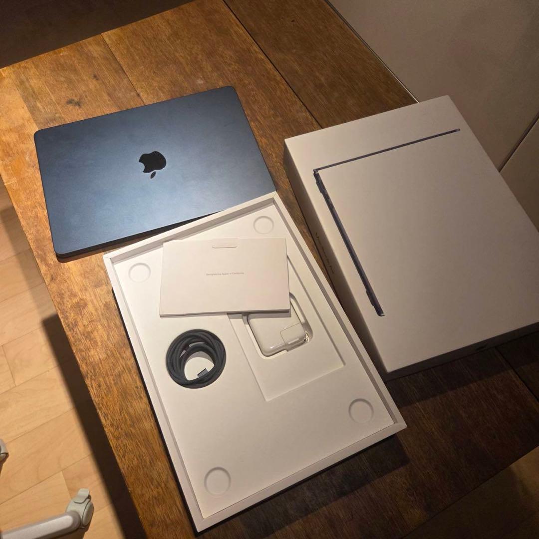MacBook Air M3 16GB 256GB 付属品全て○ 保証有り