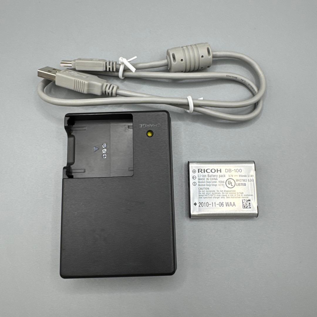 B204 RICOH CX4 コンパクト デジタル カメラ デジカメ コンデジ