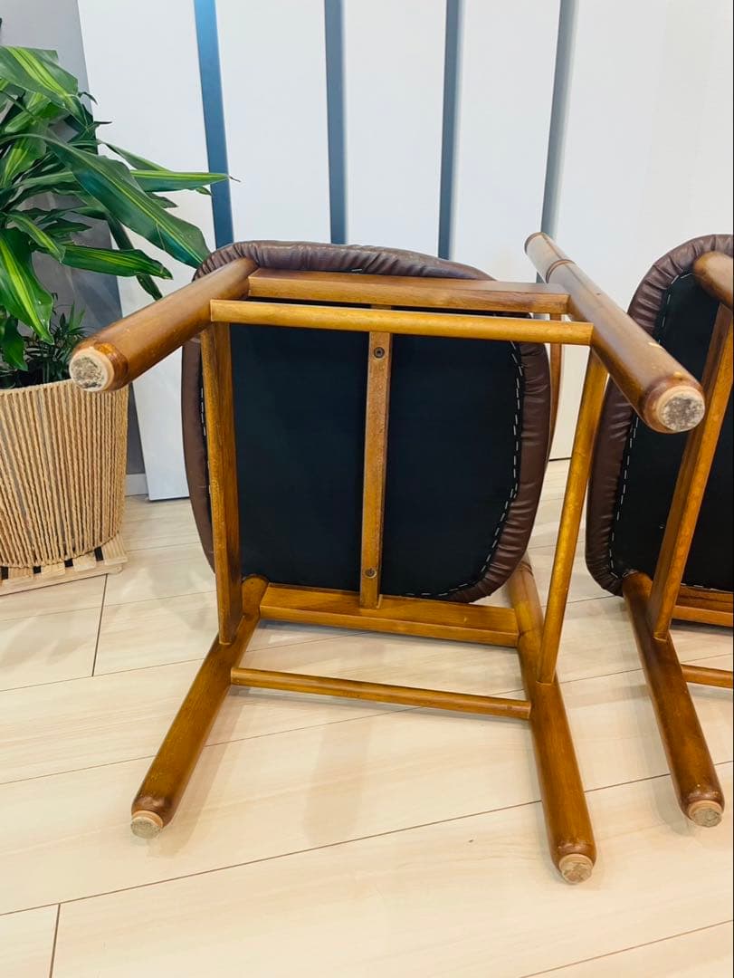 【カリモク】コロニアル　ダイニングチェア　椅子　2脚セット