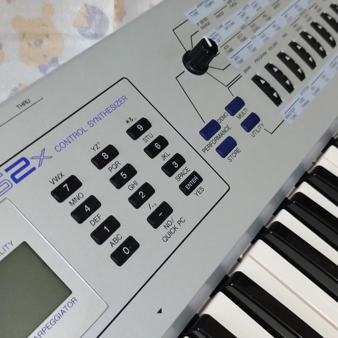 YAMAHA「 CS2X 」デジタル・シンセサイザー⭐純正ACアダプター付き