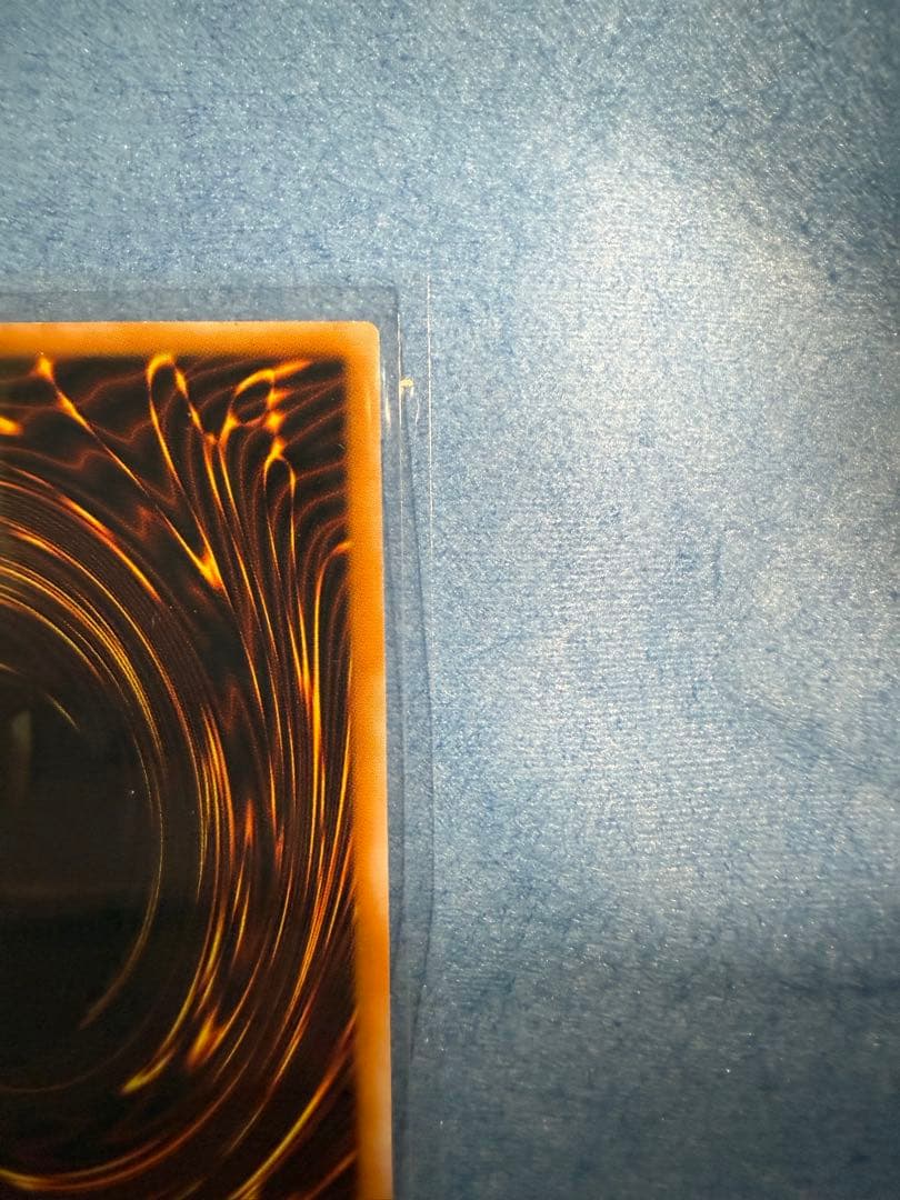 超美品　ブラック・マジシャン　レリーフ　遊戯王