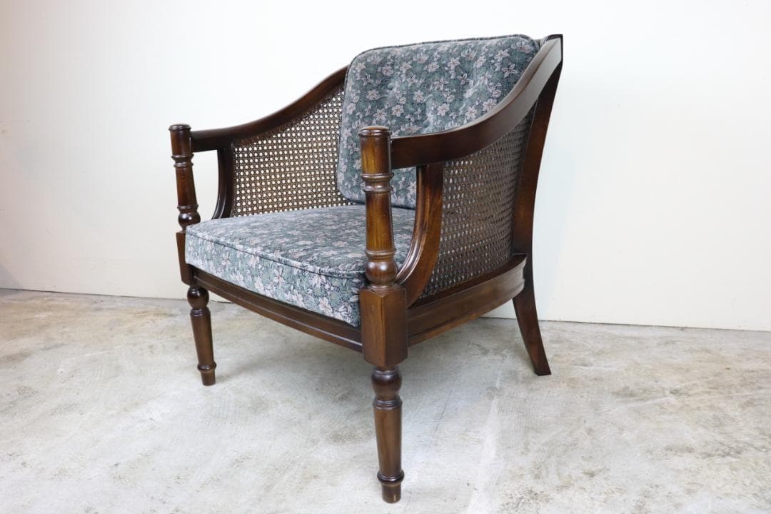 karimoku カリモク家具　コロニアル　一人用ソファ　肘掛椅子　WC55
