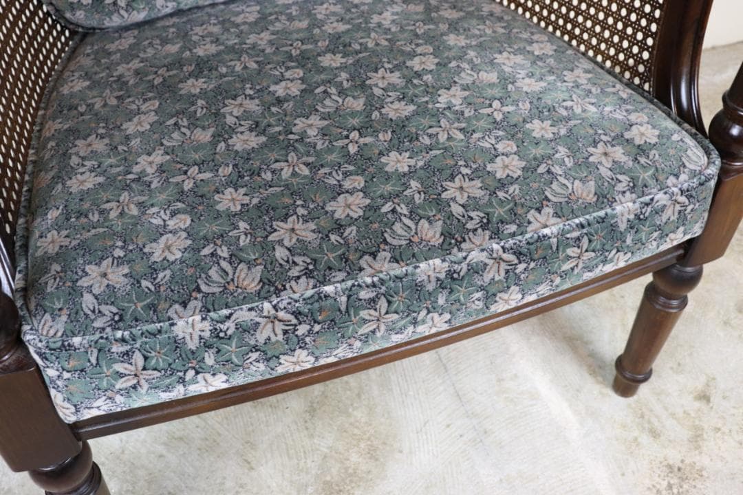 karimoku カリモク家具　コロニアル　一人用ソファ　肘掛椅子　WC55