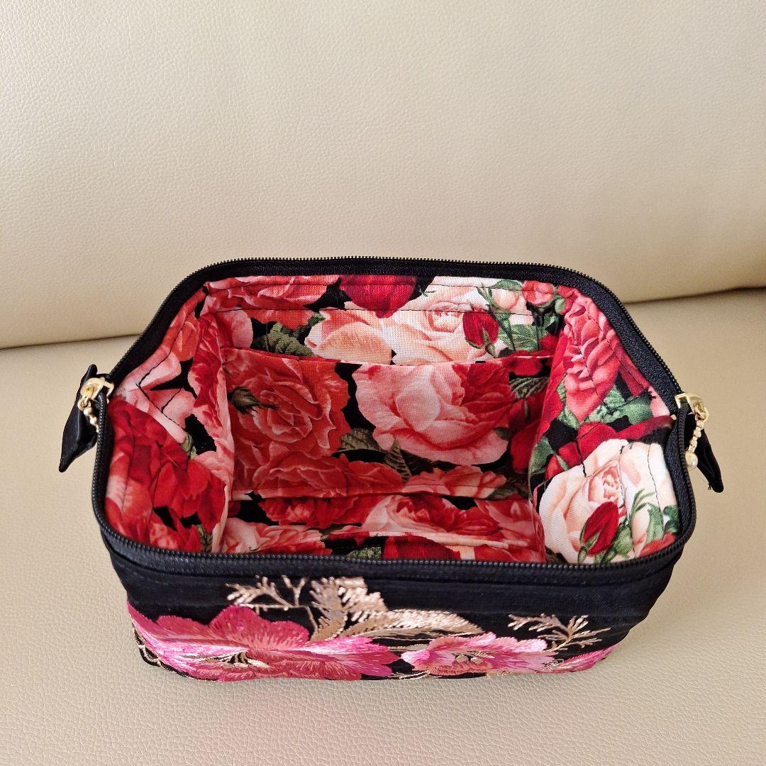 ちびくろ ハンドメイド ワイヤーポーチ お化粧ポーチ