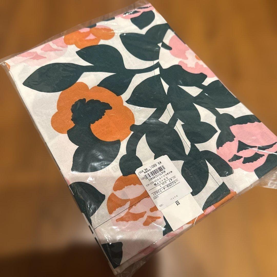 【未使用未開封】マリメッコ　エプロン