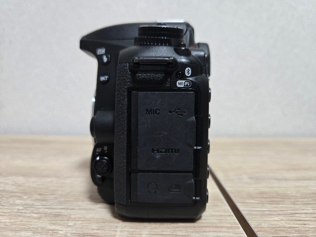 ニコン Nikon D7500　Wi-Fi搭載＆高速性能　ダブルレンズあり