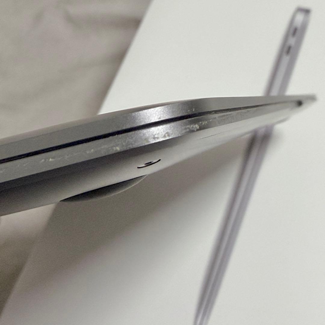 美品 おまけ付き MacBook Air M1 8GB 256GB