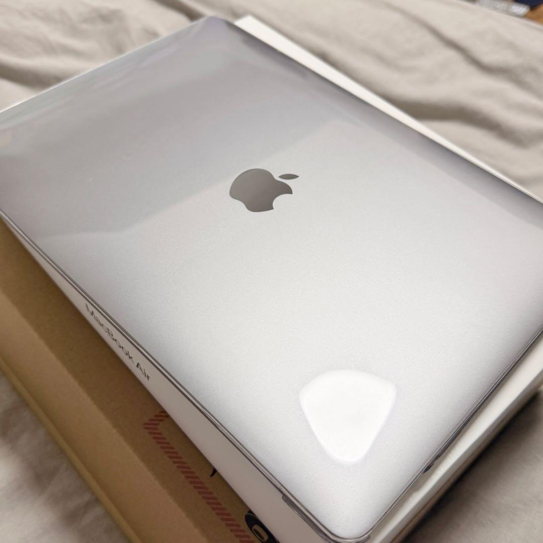 美品 おまけ付き MacBook Air M1 8GB 256GB