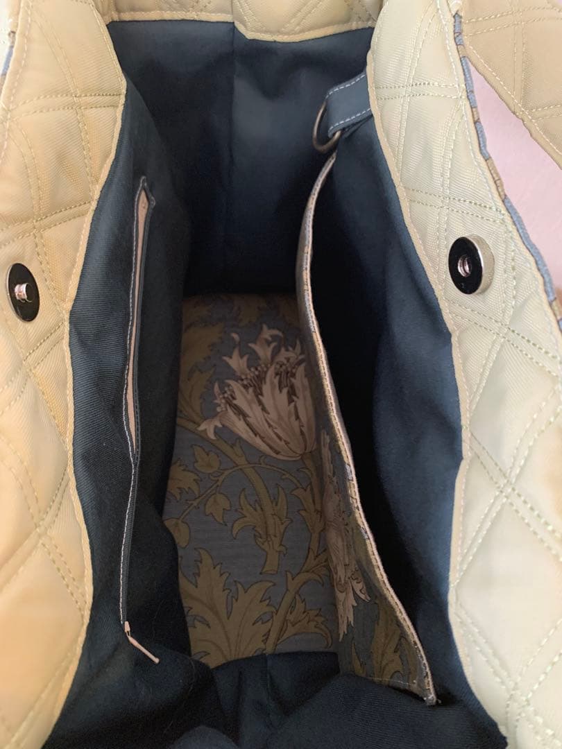 ルルハンドメイドリュック＆トート＊モリス柄布＊撥水加工キルティングベージュ