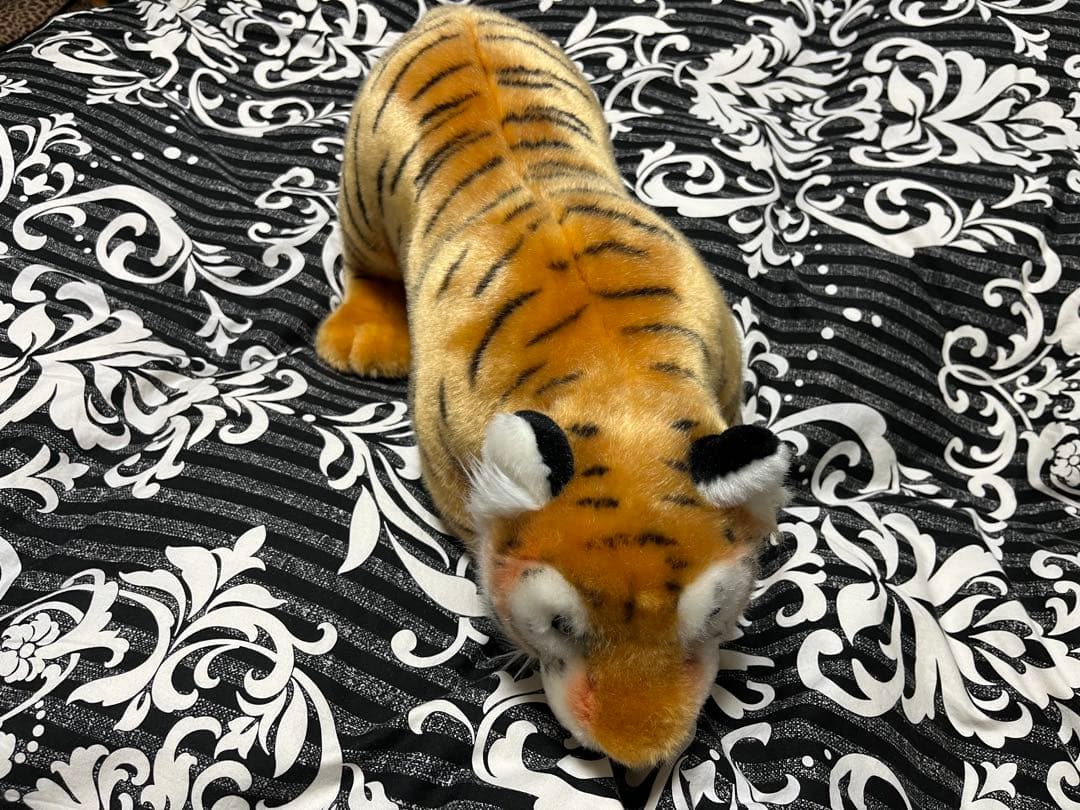 トラのぬいぐるみ 中型