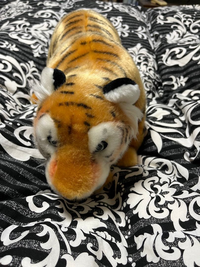 トラのぬいぐるみ 中型