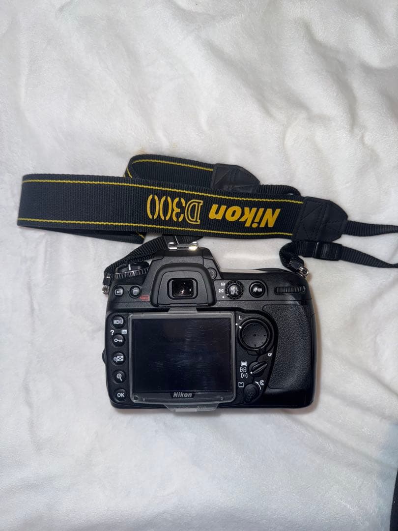 Nikon d300 sb600 mbd10 mc30箱付き 空気吹き カメラ