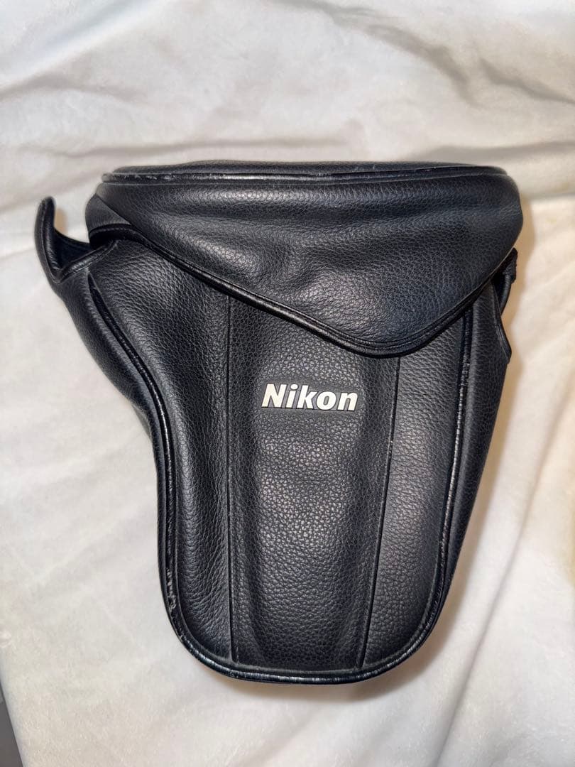 Nikon d300 sb600 mbd10 mc30箱付き 空気吹き カメラ