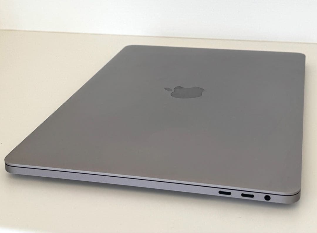 MacBook Pro 13インチ 2016 i7 16GB A1706