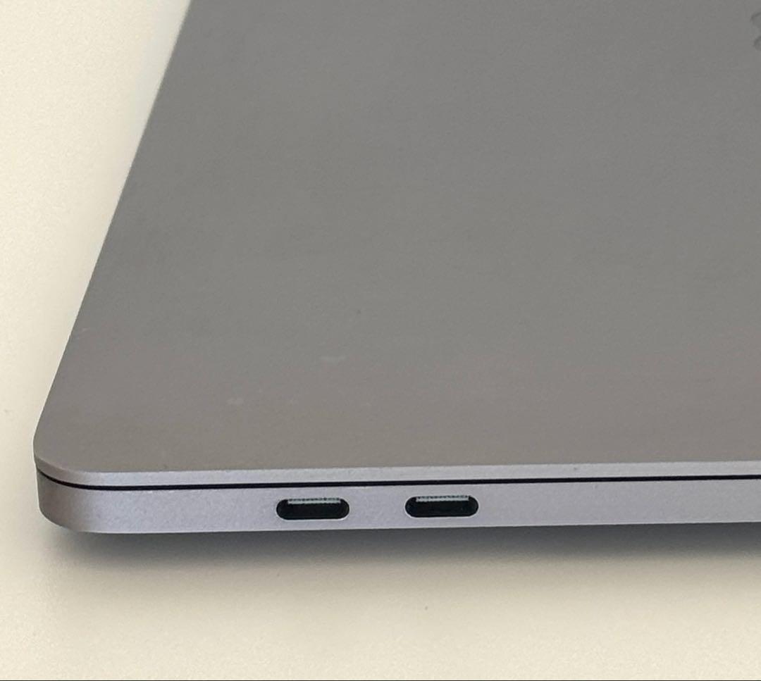 MacBook Pro 13インチ 2016 i7 16GB A1706