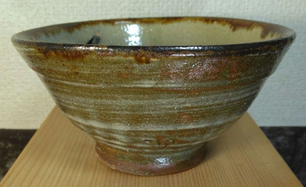 最上作 人間国宝 金城次郎 魚紋茶碗(外刷毛目) 栞 共箱 無傷 壷屋焼