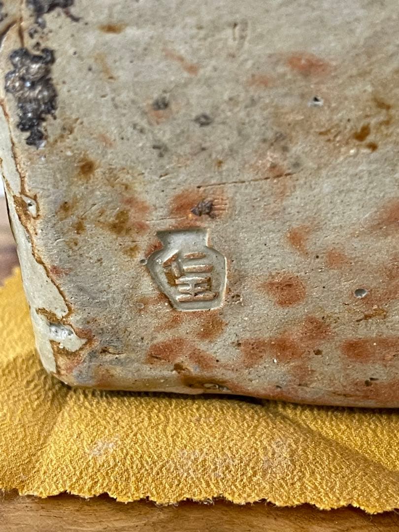 【仁王窯】壺屋焼 やちむん タラフー 大型タラフー 蓋物 蓋壺 甕