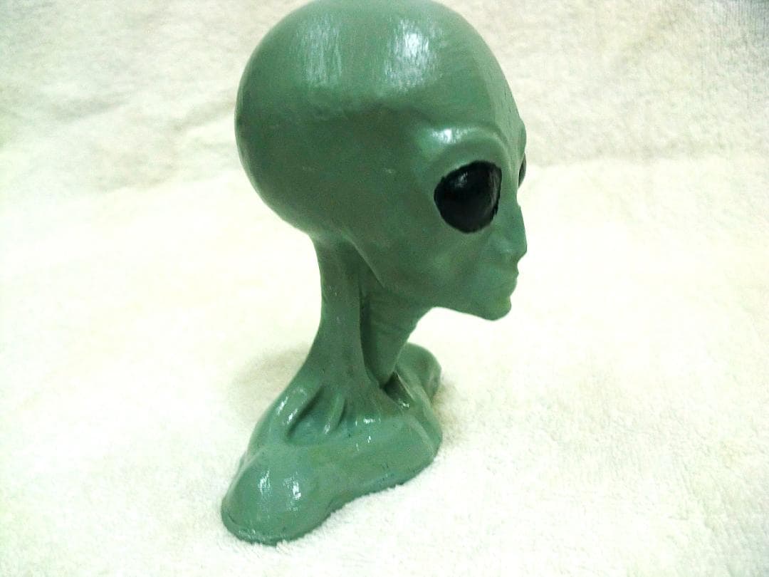 UFOエリア５１ジオラマシリーズ、アダムスキー型ボブ・ラザー型 エイリアン付き