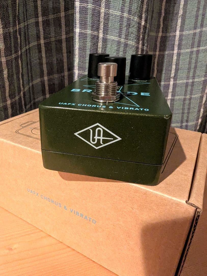 uafx BRIGADE Chorus & Vibrato コーラス