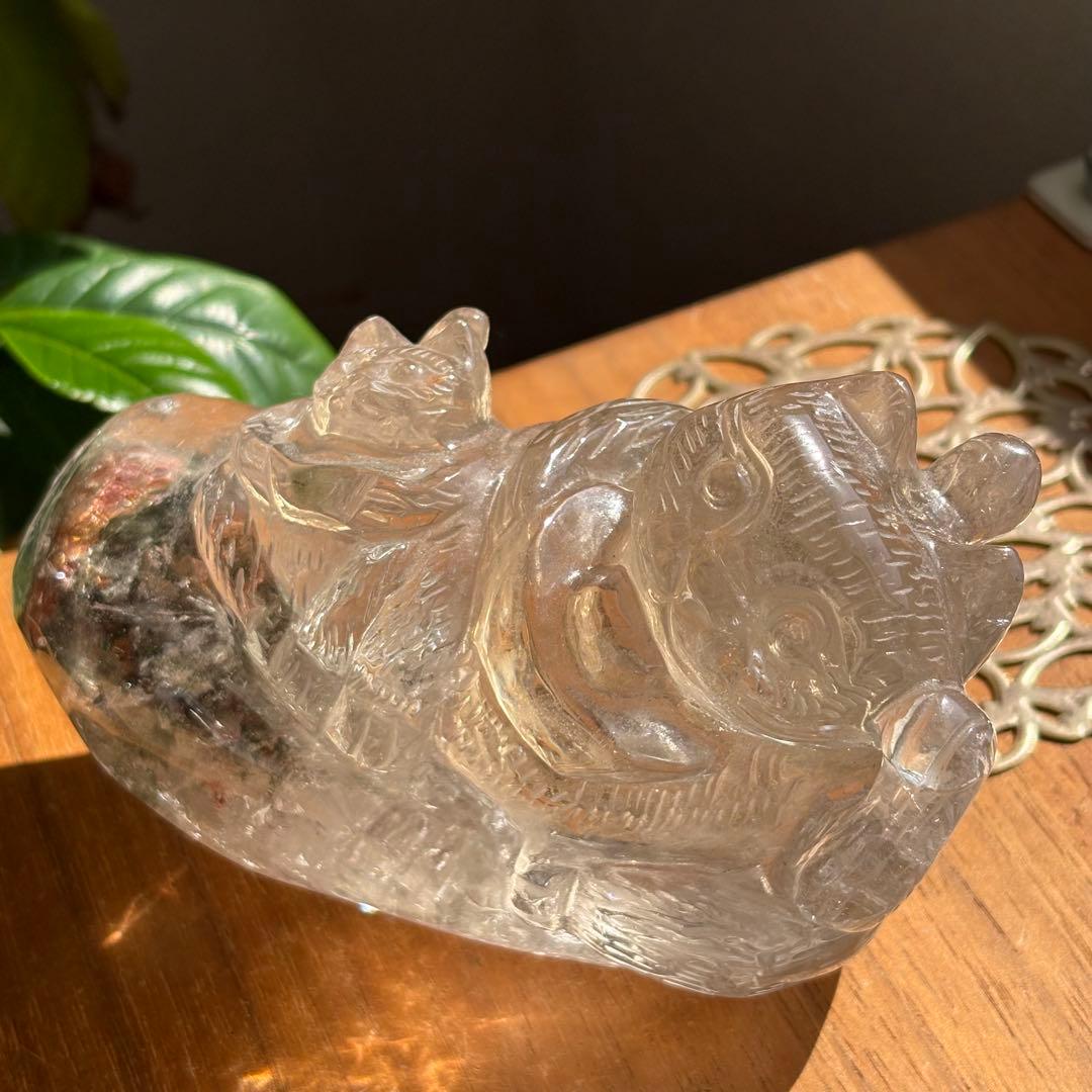 ★カケあり★ 天然石 ブラジル産水晶 招き猫の置物718g