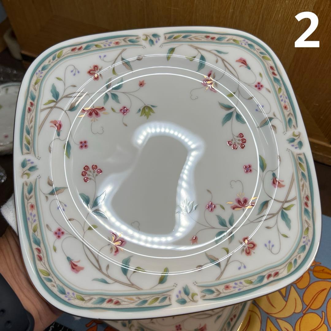 ノリタケ　花更紗　ティーCS スクエアプレート、小皿、スプーンレスト各２組