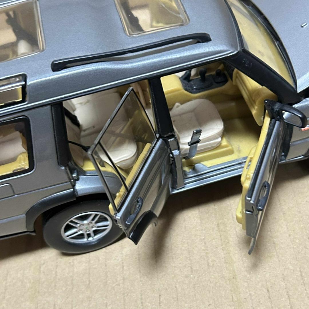 よ*か様 ジャンク 1/18 Motormax ランドローバー ディスカバリー