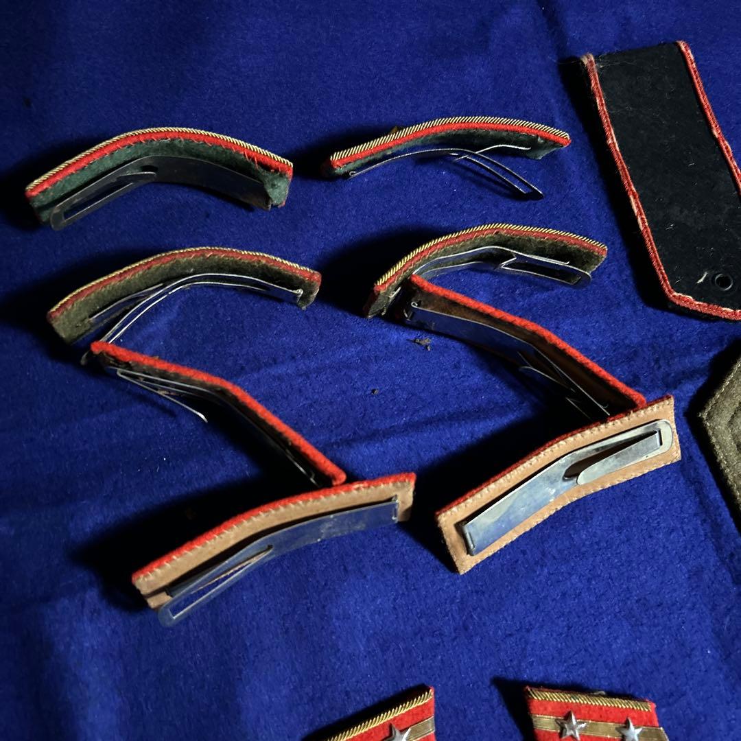 値*ん様 旧日本陸軍階級章(肩章、襟章)中尉、少尉、曹長、軍曹当時物　6組　ミニ