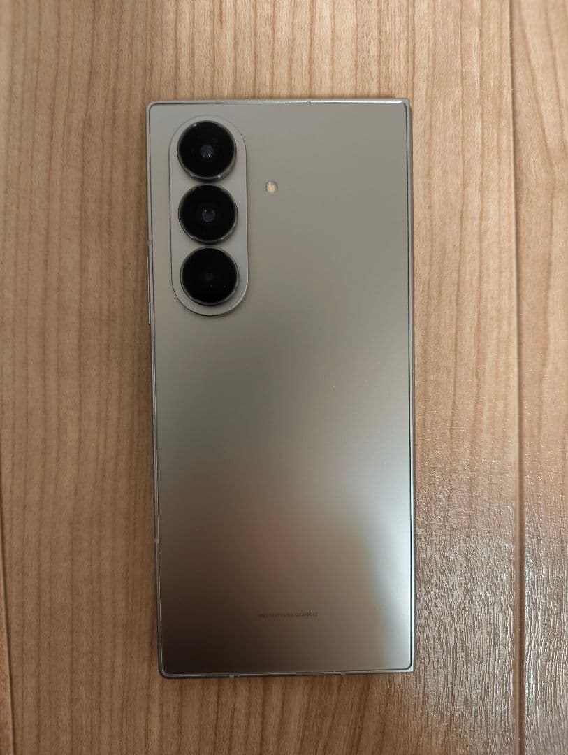 Galaxy Z Fold 7 256GB シルバーシャドウ 国内版