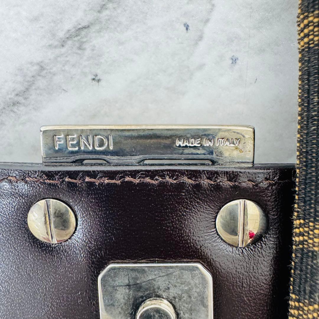 ✨FENDI✨フェンディ✨ズッカ柄✨ブラウン✨ハンドバッグ✨袋付き✨
