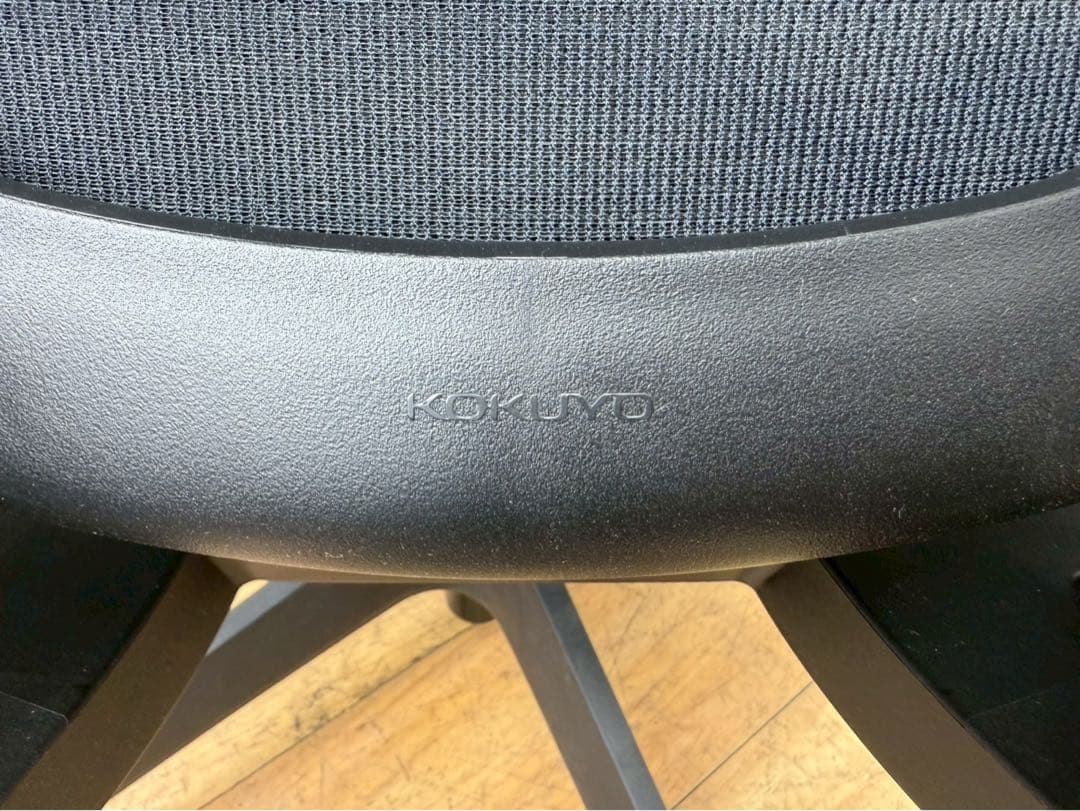 TG350①☆KOKUYO☆デュオラ☆オフィス☆メッシュ☆チェア☆肘付き☆22年