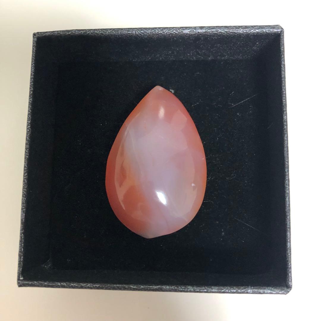 縁結び 女陰 ヌードメノウ 生命の源 女性器 趣味 天然石 瑪瑙 彫り物 A16