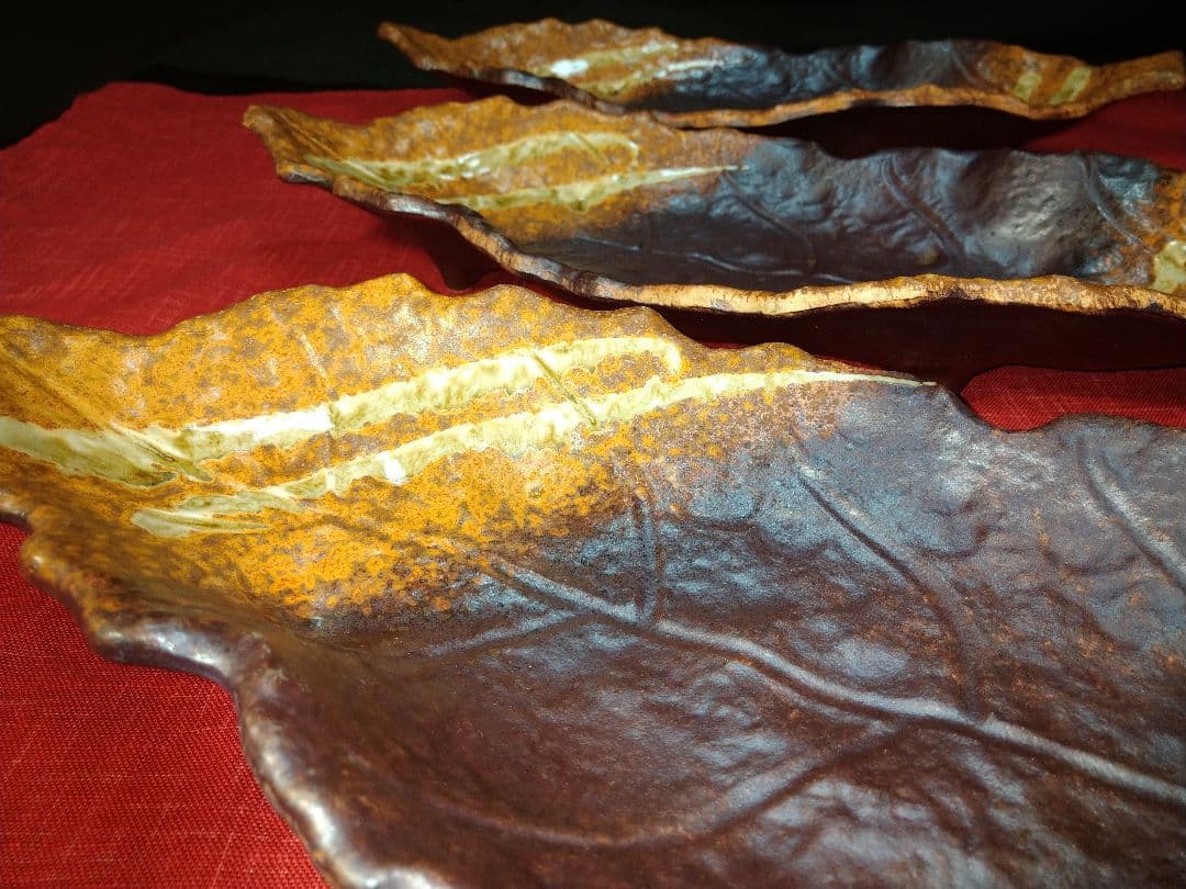 ♦プロが選ぶデザイン萬古焼大皿 ⬛南蛮一珍木の葉 ⬛４１cm特大長大皿 ２皿