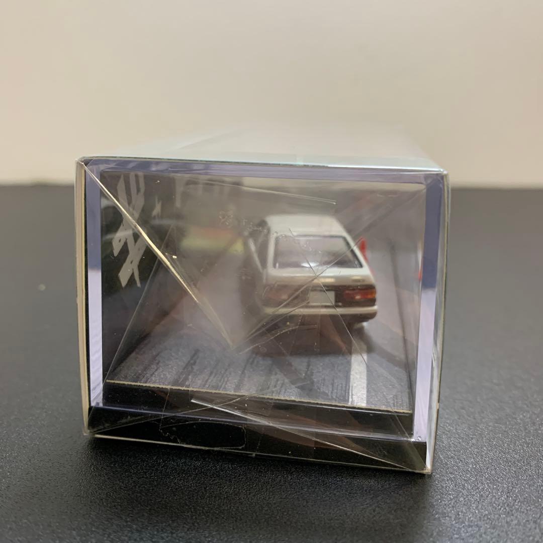 イニシャルD トレノスプリンターAE86 1/64 フィギュア付き