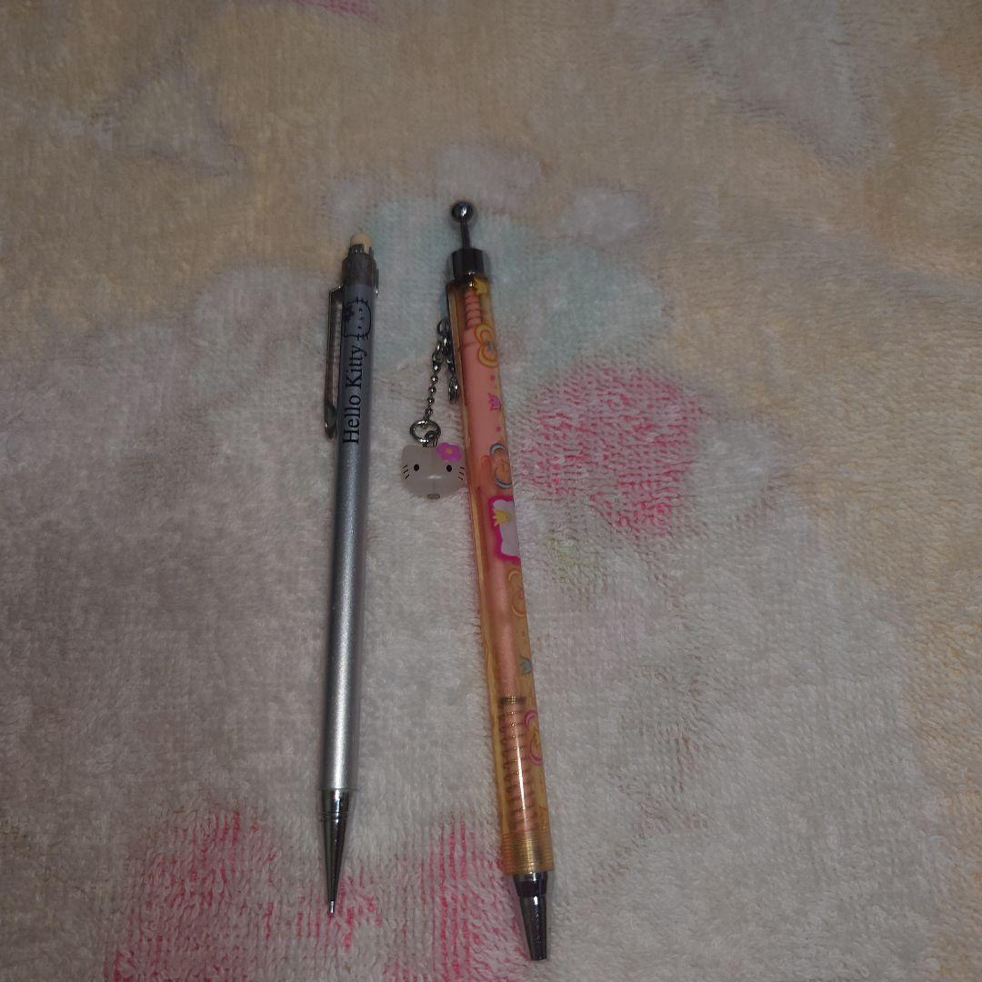 １日まで値下げサンリオ公式数量限定販売本皮ハローキティ手帳