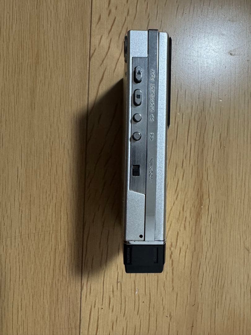 ソニー カセットウォークマン WM−F102 ジャンク