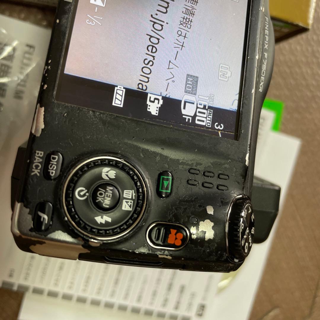 FUJIFILM FinePix F750EXR コンデジ ブラック黒