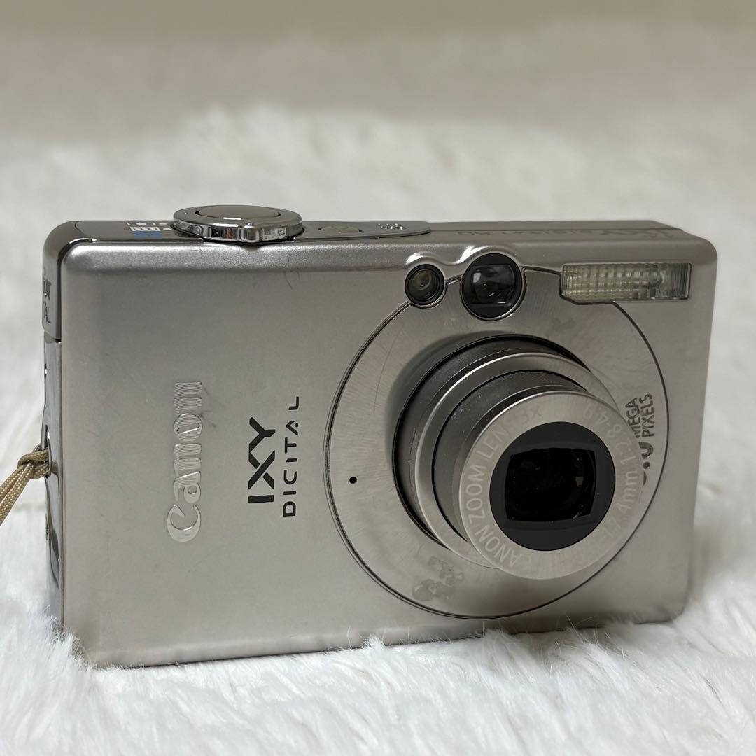 Canon カメラ　IXY60 PC1158 充電器 コンデジ　動作品