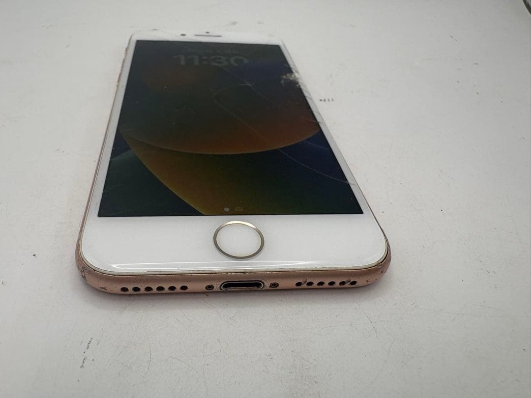 iPhone8 256￼GB ゴールド　バッテリー残量…78%