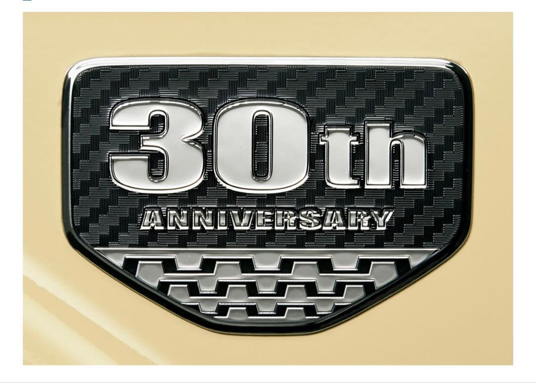 ランドクルーザー 70 カラーサンプル 悪路走破 展示台付きジオラマ 鑑賞品