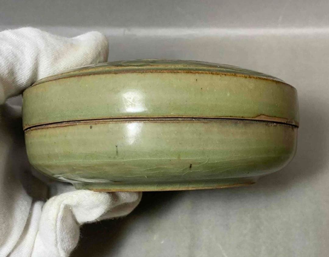 中国 刻草花図香合（印合)　f6230902
