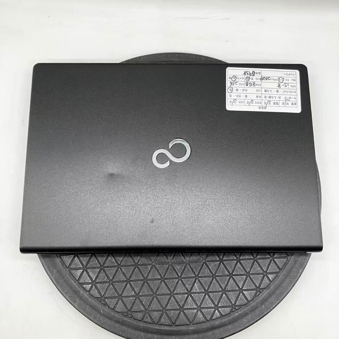 #M5668 富士通 S938 i5-8250U 8×256GB 13.3型