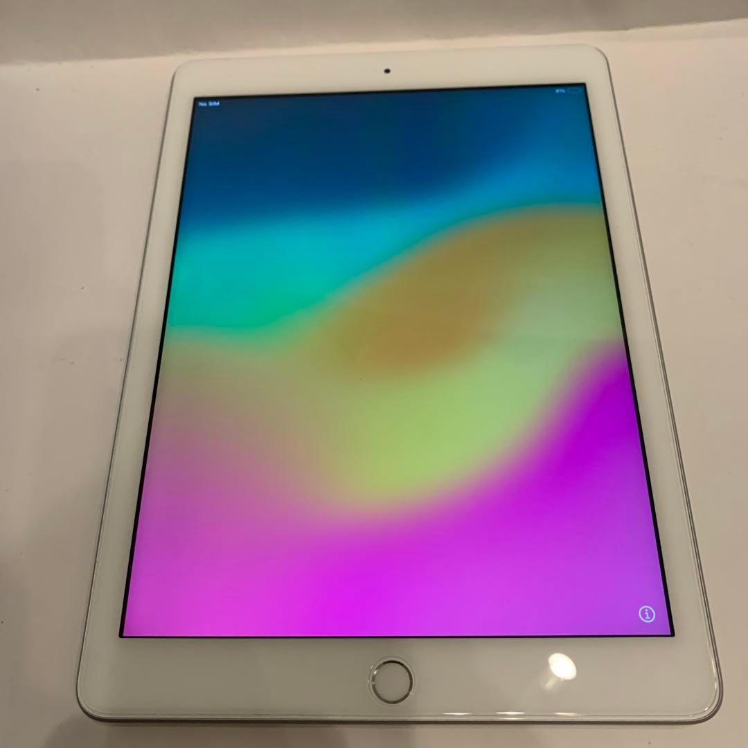Apple iPad 第6世代 Wi-Fi+Cellular 32GB シルバー