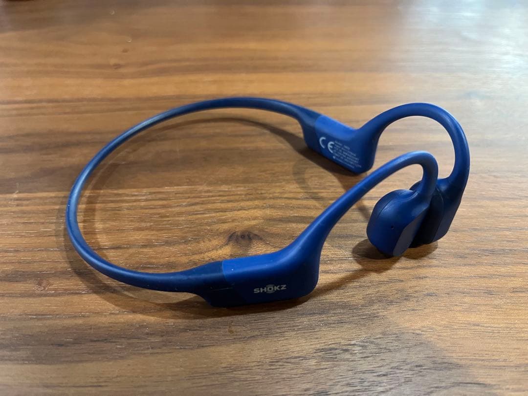 SHOKZ OpenRun 骨伝導イヤホン ブルー