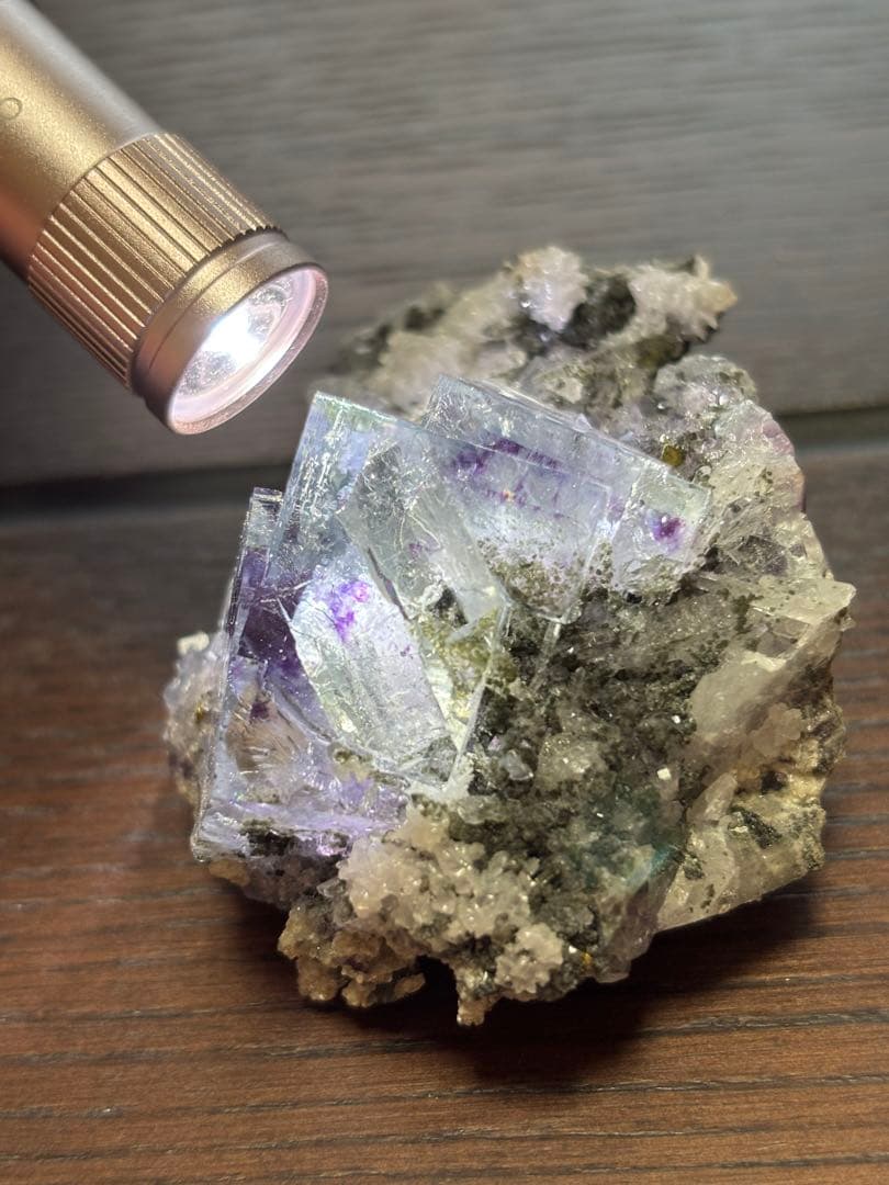 ヤオガンシャン フローライト