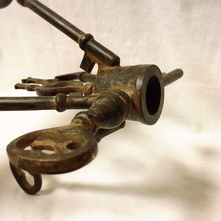 鍵の置物　オブジェ　インテリア小物