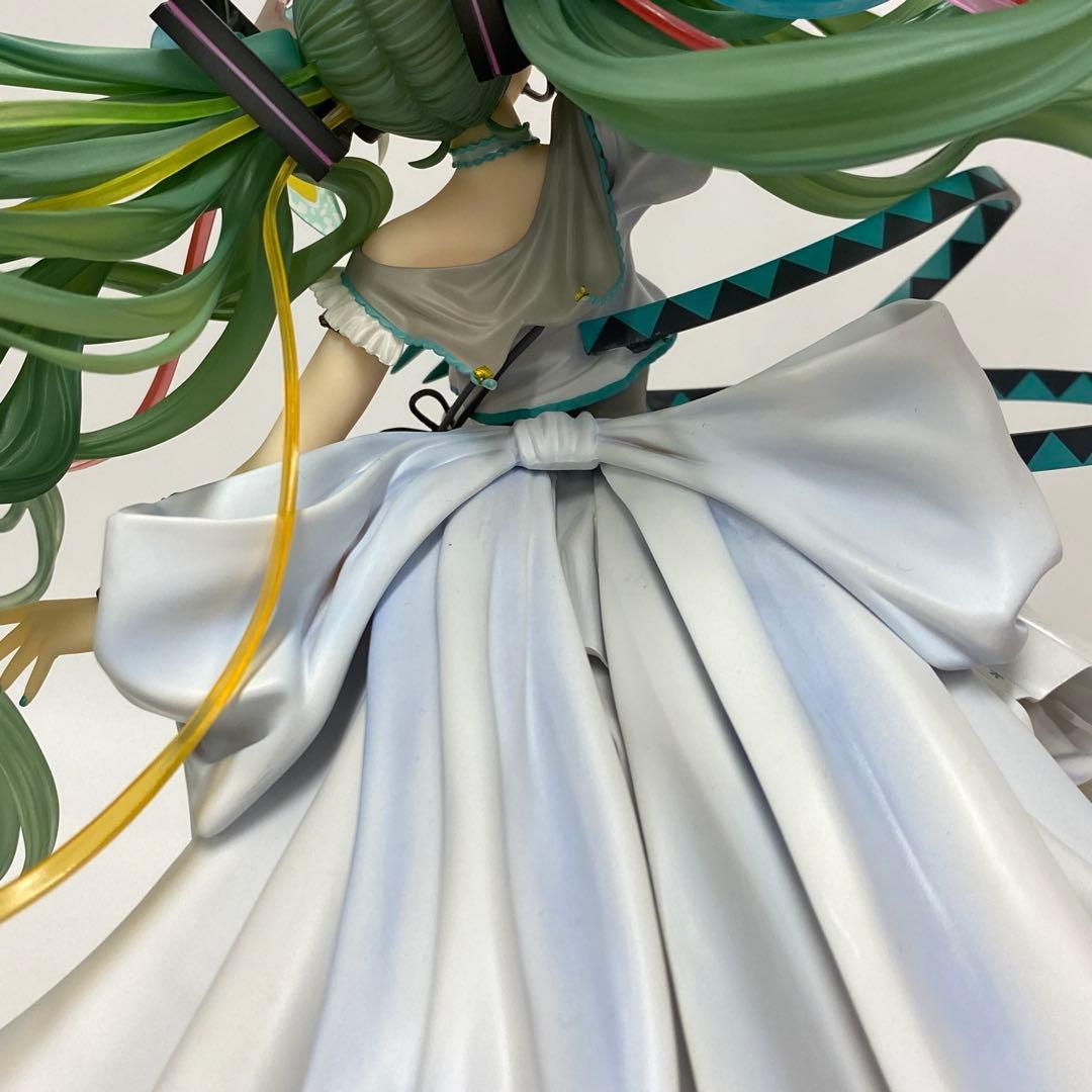初音ミク Memorial Dress Ver. 1/7スケール フィギュア