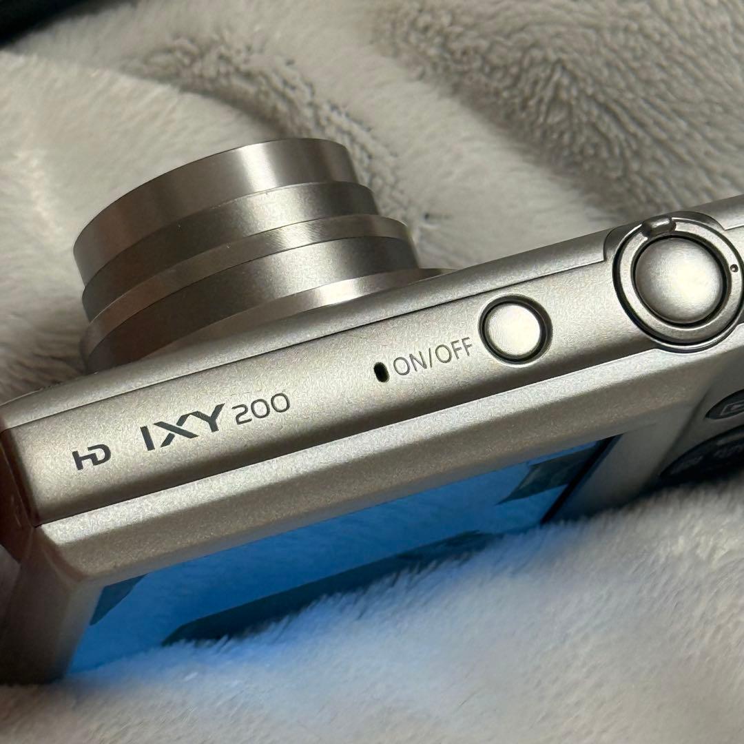 【極美品】Canon IXY 200 シルバー デジタルカメラ