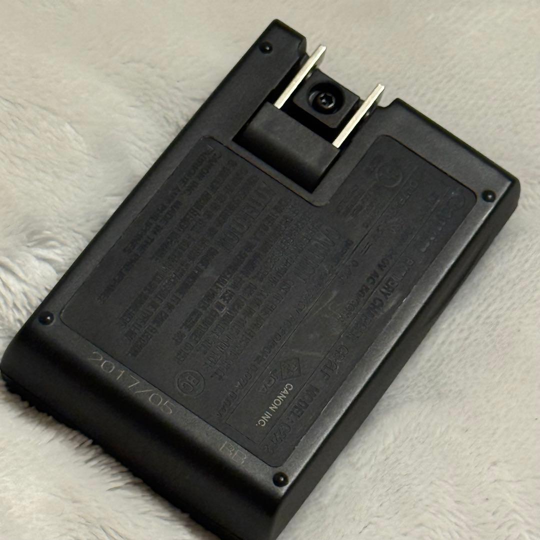 【極美品】Canon IXY 200 シルバー デジタルカメラ