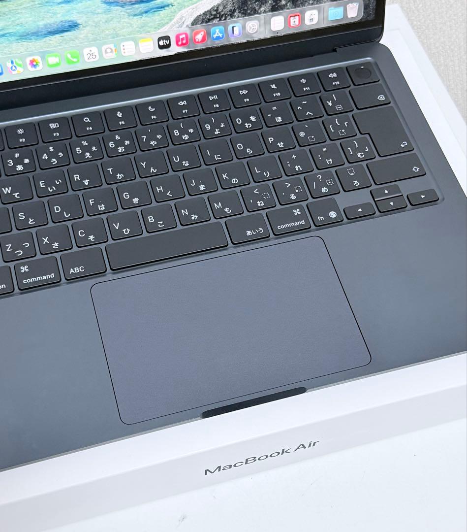MacBook Air M4 13インチ　16GB 256GB 極美品