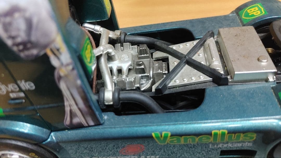 Mercedes-Benz トラック　スロットカー